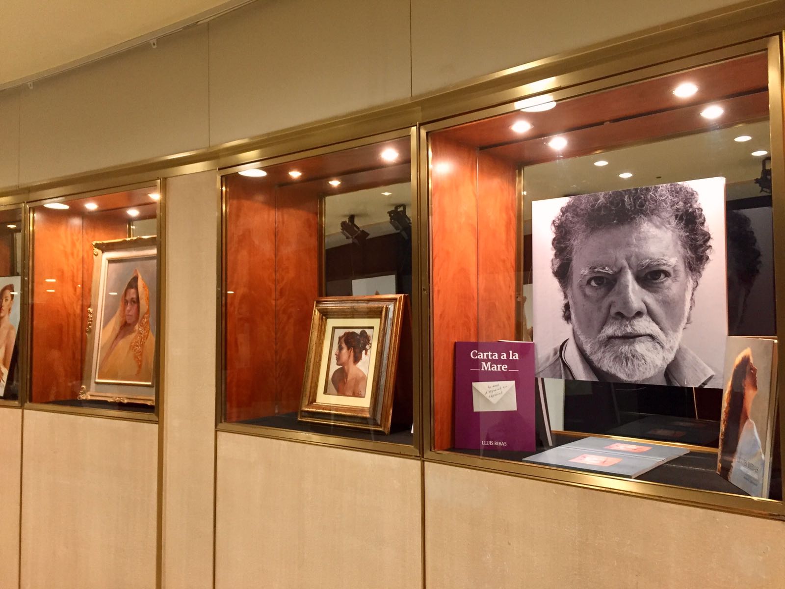 El santcugatenc Lluís Ribas, al retrat, ha portat la seva obra al Liceu FOTO: TOT Sant Cugat El santcugatenc Lluís Ribas, al retrat, ha portat la seva obra al Liceu FOTO: TOT Sant Cugat