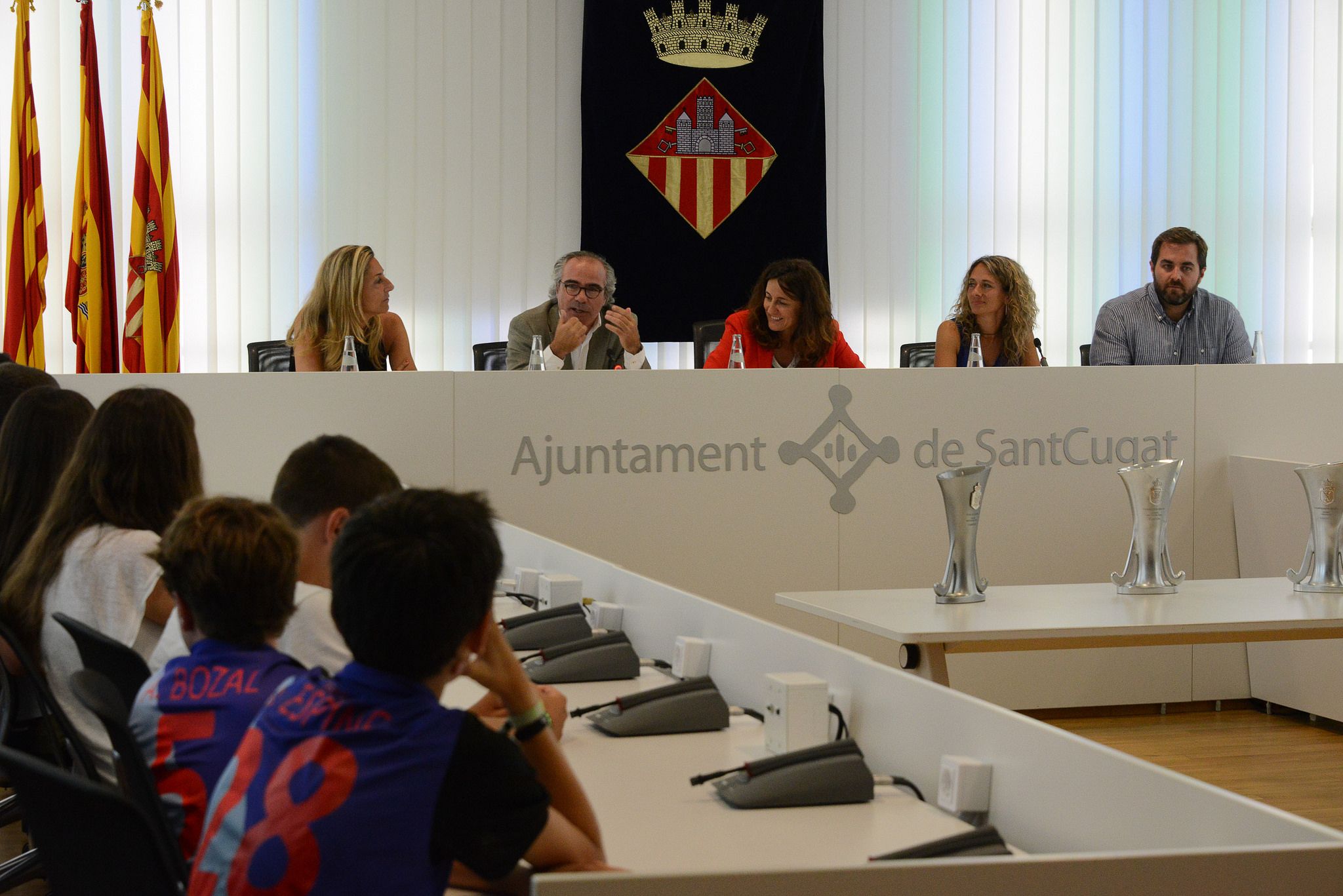 La recepci&oacute; s'ha fet a la Sala de Plens de l'Ajuntament. FOTO: Localpres