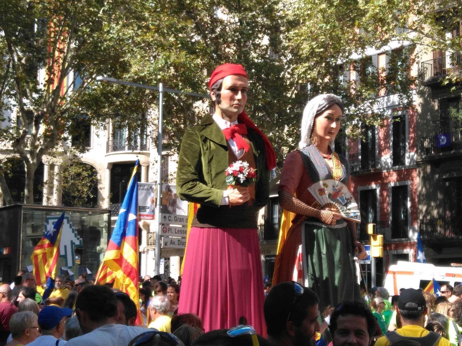 En Joan i la Marieta a la manifestació FOTO: Lali Álvarez 