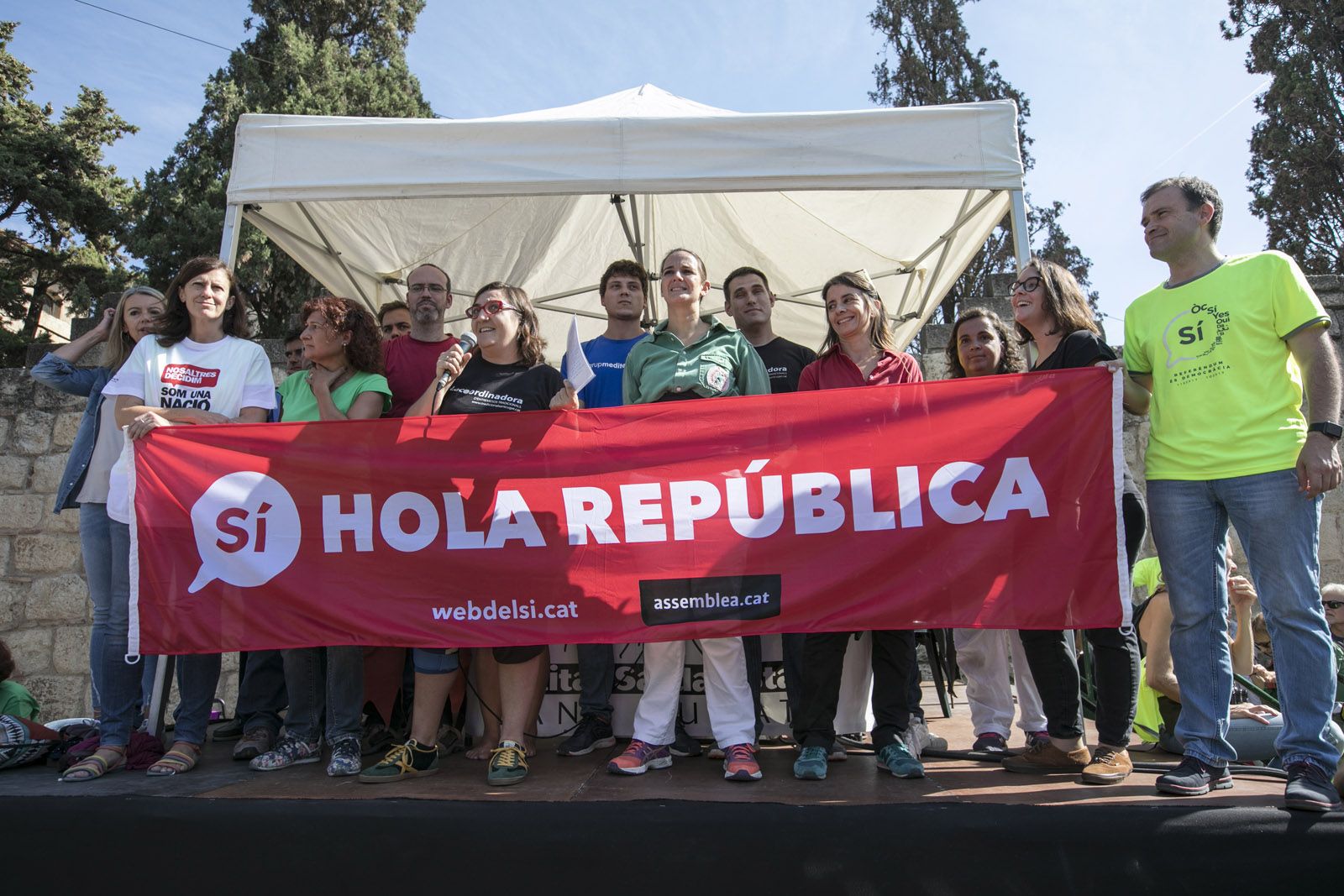 Els representants de les entitats de cultura popular i entitats sobiranistes de Sant Cugat FOTO: Lali Puig Els representants de les entitats de cultura popular i entitats sobiranistes de Sant Cugat FOTO: Lali Puig