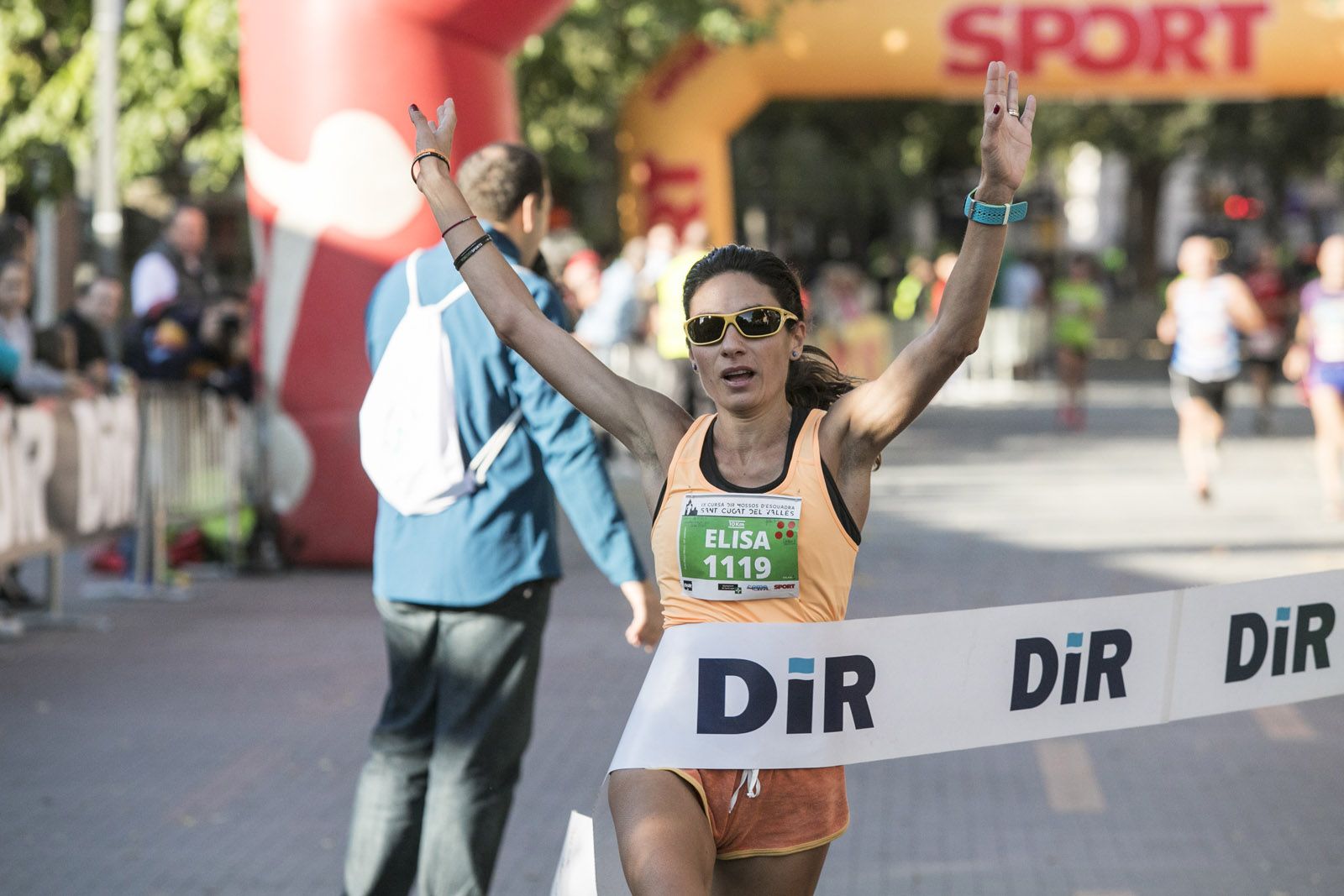 La santcugatenca Elisa Melilli ha guanyat els 10 quilòmetres de la 9a Cursa DiR-Mossos d'Esquadra Sant Cugat. FOTO: Lali Puig
