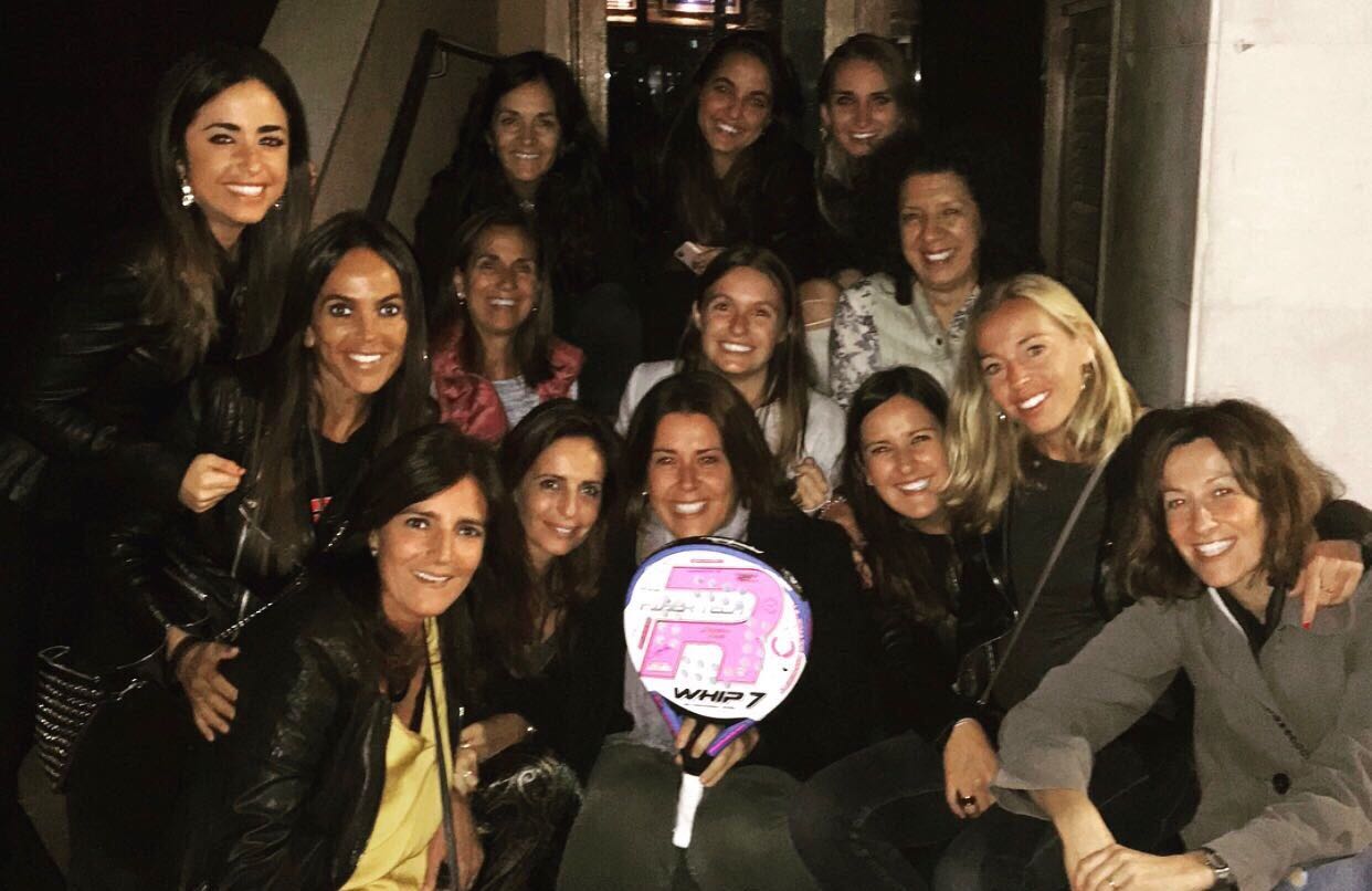 L'equip femení del CE Valldoreix A, capitanejat per María José Tárraga, ha estat segon en la 1a Categoria Vallès. FOTO: Club Esportiu Valldoreix L'equip femení del CE Valldoreix A, capitanejat per María José Tárraga, ha estat segon en la 1a Categoria Vallès. FOTO: Club Esportiu Valldoreix