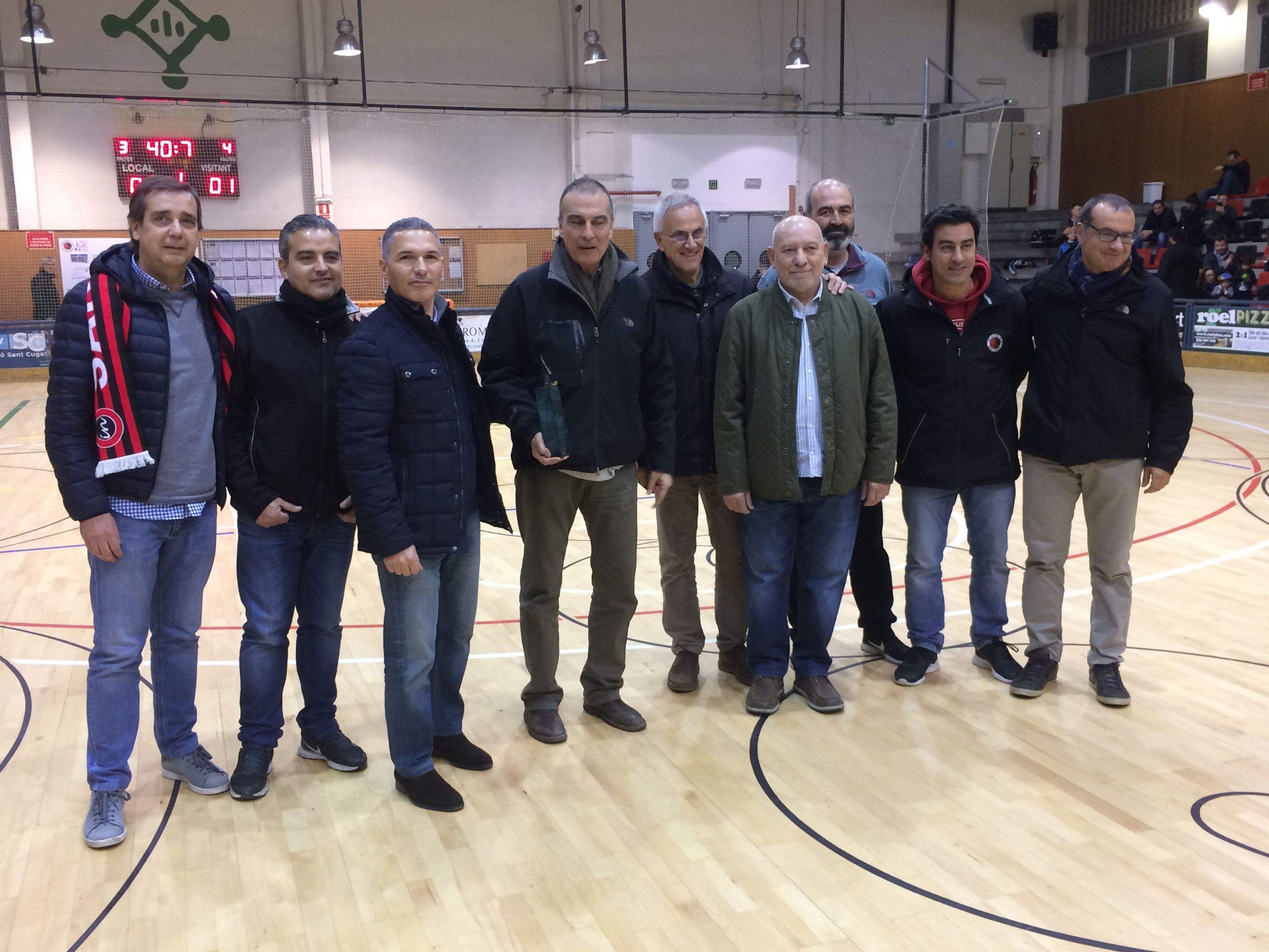 El Patí Hoquei Club Sant Cugat ha ofert a l'afició el Premi Sant Cugat. FOTO: Àlex López Puig El Patí Hoquei Club Sant Cugat ha ofert a l'afició el Premi Sant Cugat. FOTO: Àlex López Puig