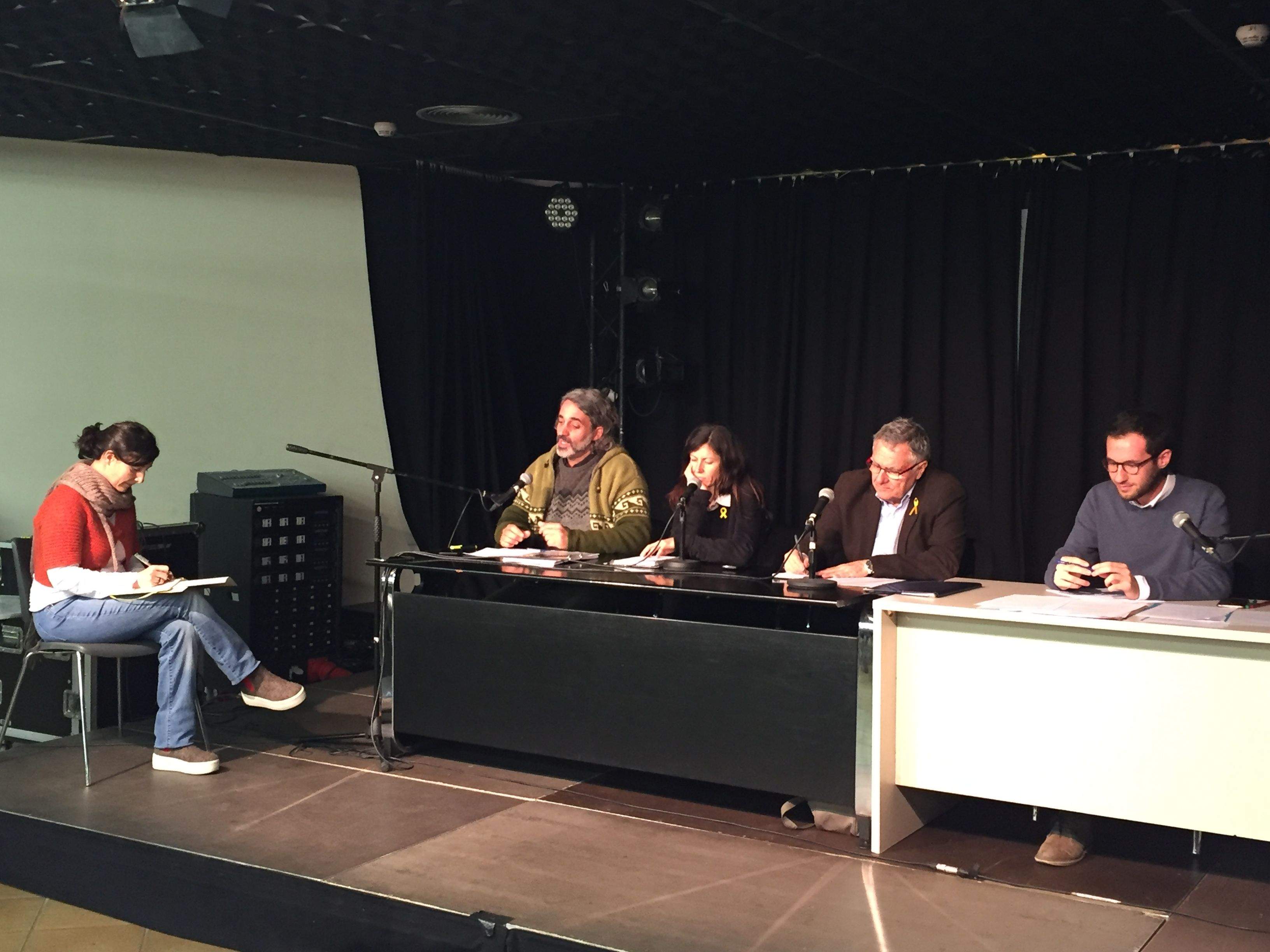 Sala, Idoate, Ros i Ramia, amb la periodista Arantza Diez com a moderadora. FOTO: TOT Sant Cugat Sala, Idoate, Ros i Ramia, amb la periodista Arantza Diez com a moderadora. FOTO: TOT Sant Cugat