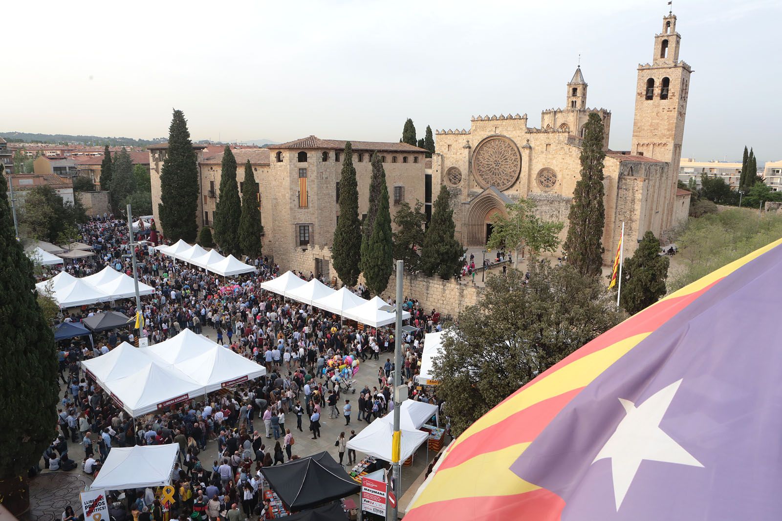 Les activitats s'han centrat sobretot al voltant del Monestir de Sant Cugat. FOTO: Artur Ribera 