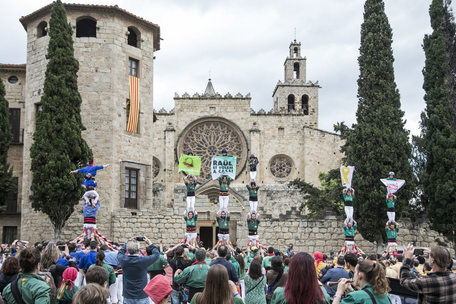 Els castellers reclamen la llibertat dels presos polítics. FOTO: Lali Puig