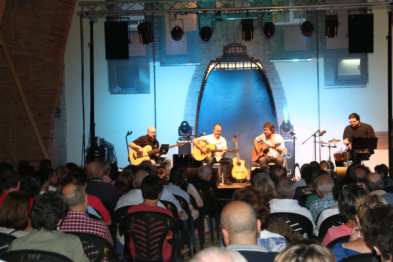 Els m&uacute;sics santcugatencs presentaven el seu &uacute;ltim disc. FOTO: Lali &Aacute;lvarez