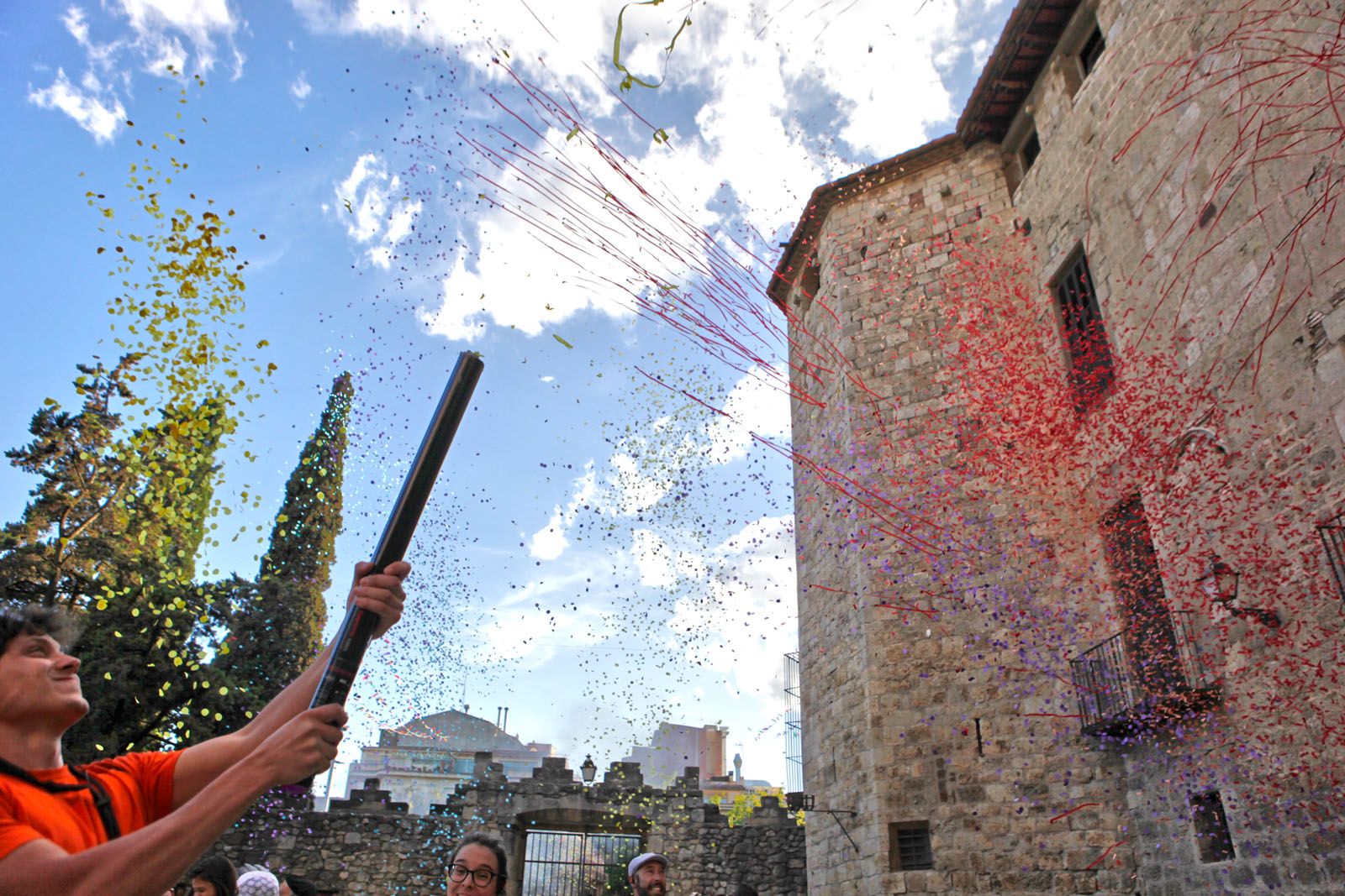 Moment de l'Esclat de Festa Major FOTO: Artur Ribera Moment de l'Esclat de Festa Major FOTO: Artur Ribera