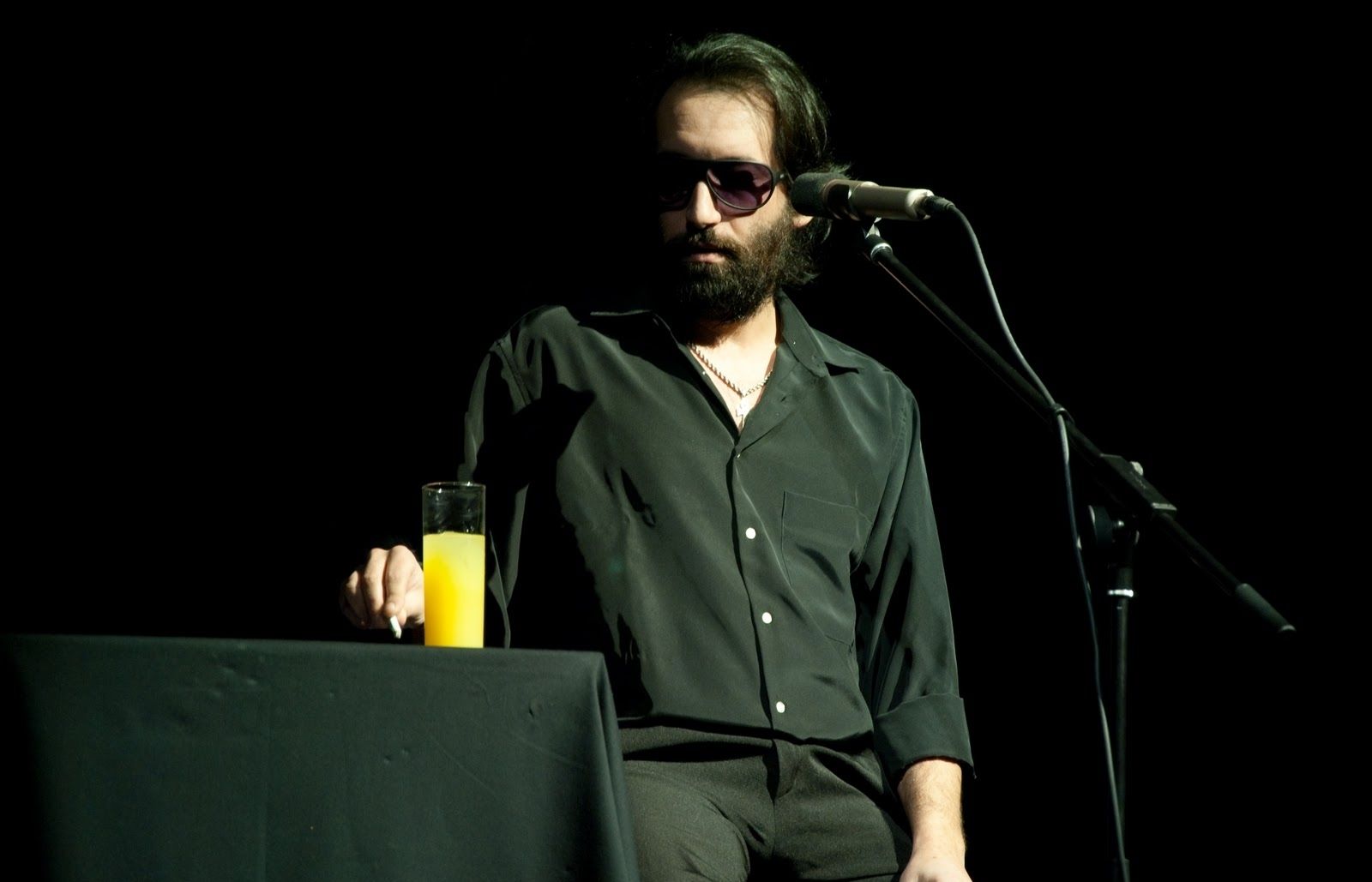 Reugenio durant un dels seus espectacles