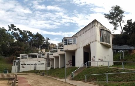 El Centre Social i Sanitari de la Floresta. FOTO: Artur Ribera