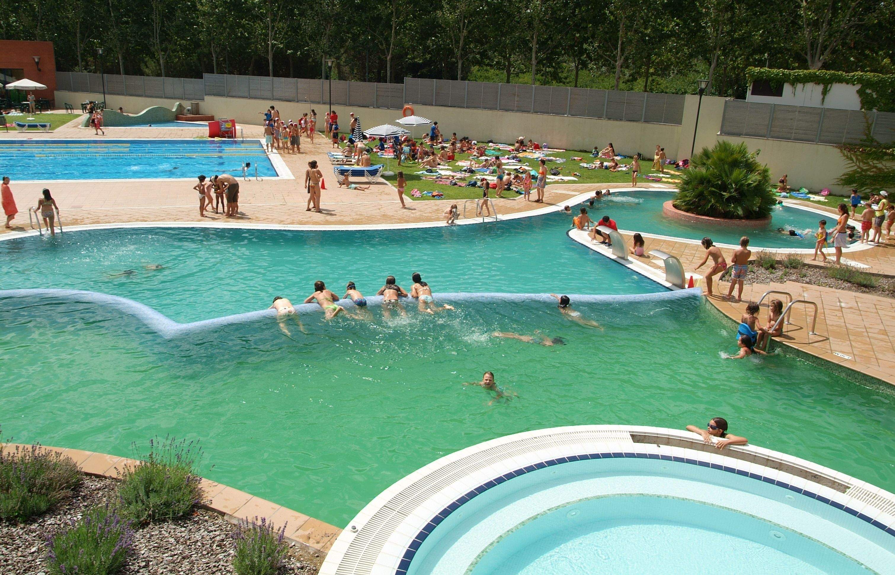 Les piscines restaran obertes fins l'últim dia de setembre. FOTO: X. Fernández