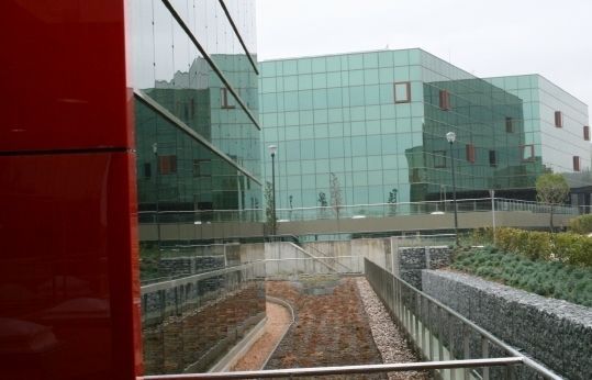 Les oficines de Vallsolana van ser inaugurades fa poc més d'un any FOTO: JR Armadàs