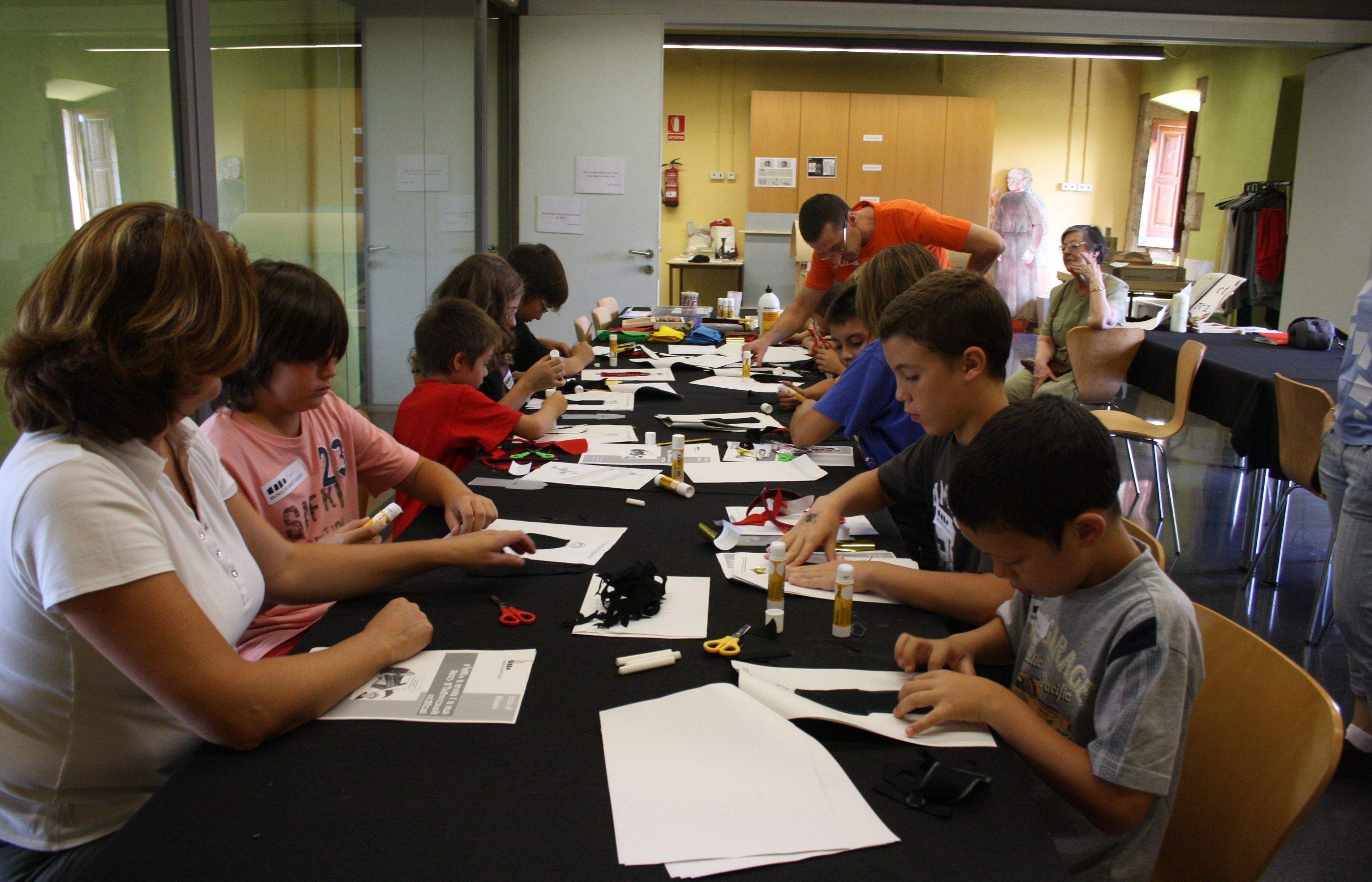 Els petits han pogut vestir al seu personatge preferit