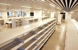 La biblioteca Marta Pessarrodona forma part del complex. FOTO. Arxiu