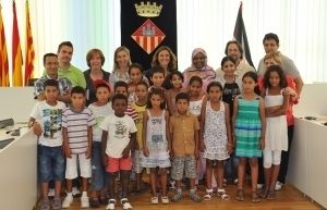 Els 17 nens saharauís que estan passant l'estiu a la ciutat. FOTO: Arxiu