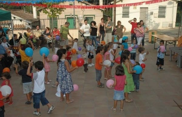 Les activitats infantils un reclam de la Festa Major del barri. FOTO: Arxiu