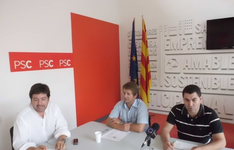 Ferran Villaseñor, a la dreta, durant la roda de premsa d'aquest dimarts. FOTO: JR. Armadàs