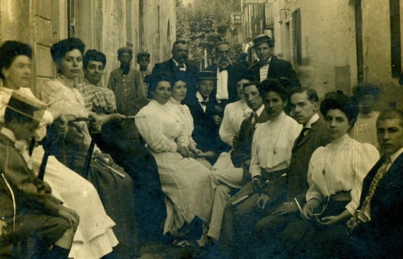 Carrer de Santiago Rusiñol a finals del segle XIX