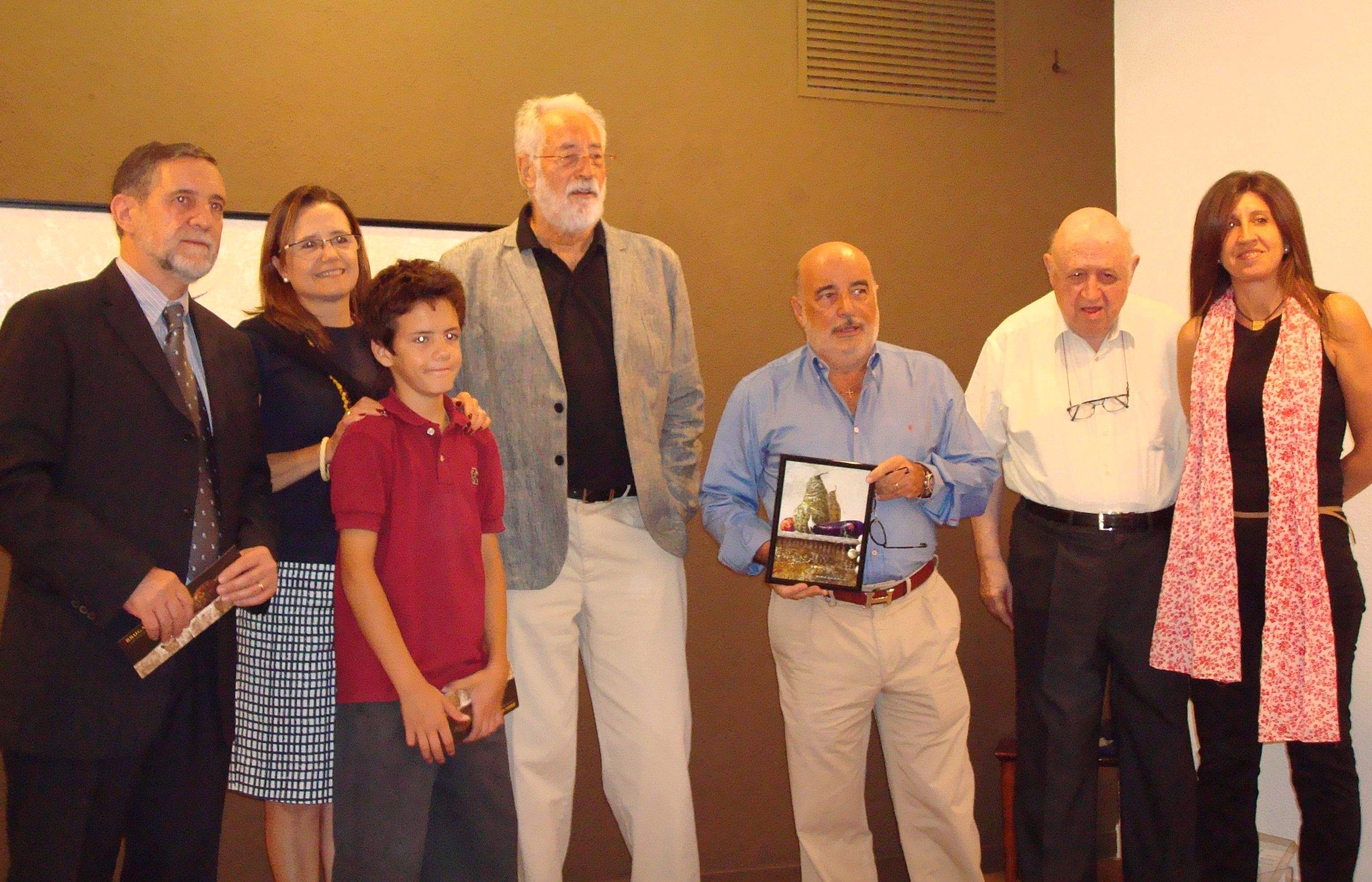 Com és tradició, es va sortejar una obra de l'artista. FOTO: C.Caballé