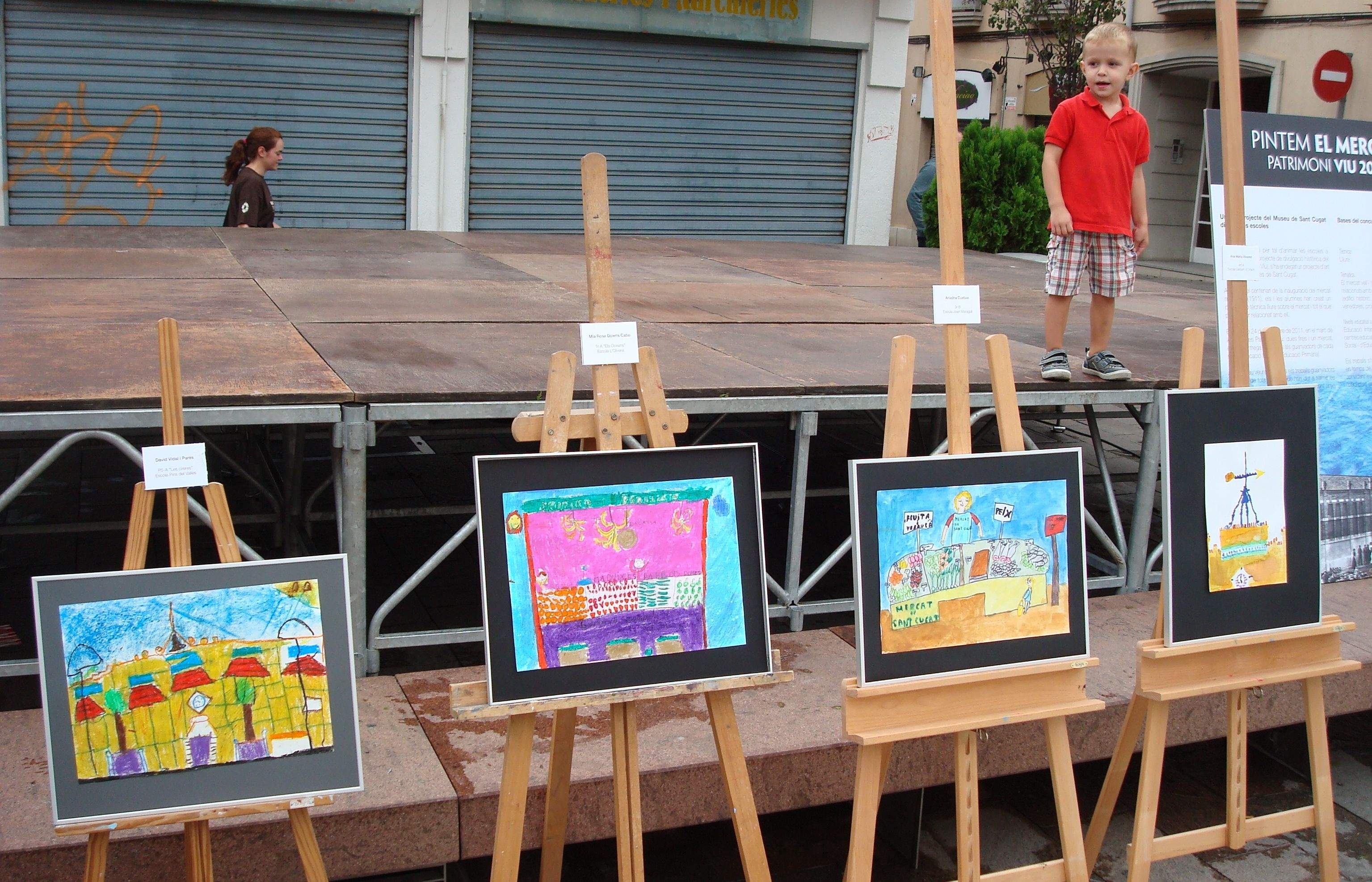 Els treballs guardonats es podien veure a la plaça de Sant Pere. FOTO: C.Caballé