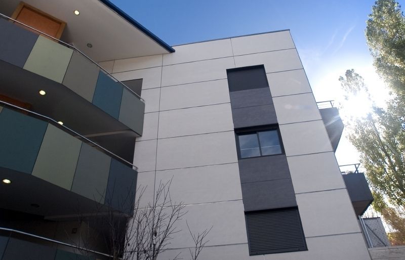 Els pisos del carrer Mar de la Xina situats a Can Trabal FOTO: A. Ribera