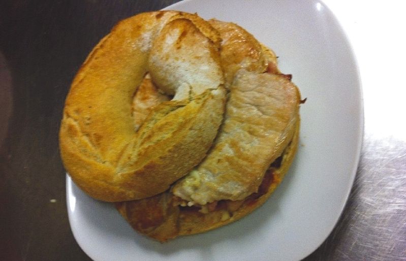 Tapes i salses casolanes. Menjars per emportar. FOTO: A. Ribera