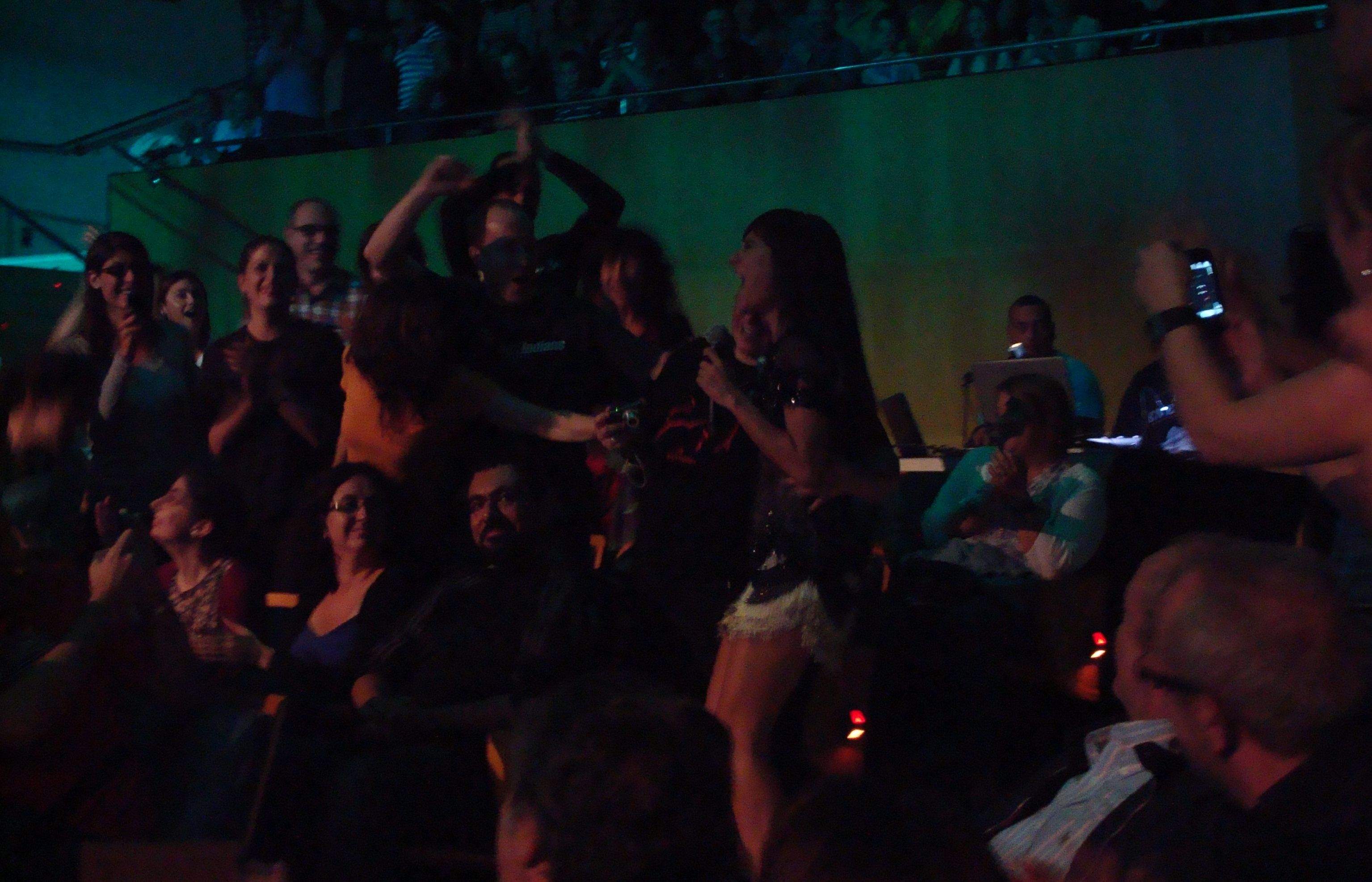 El públic va embogir quan Eva va unir-se a ells. FOTO: C.Caballé