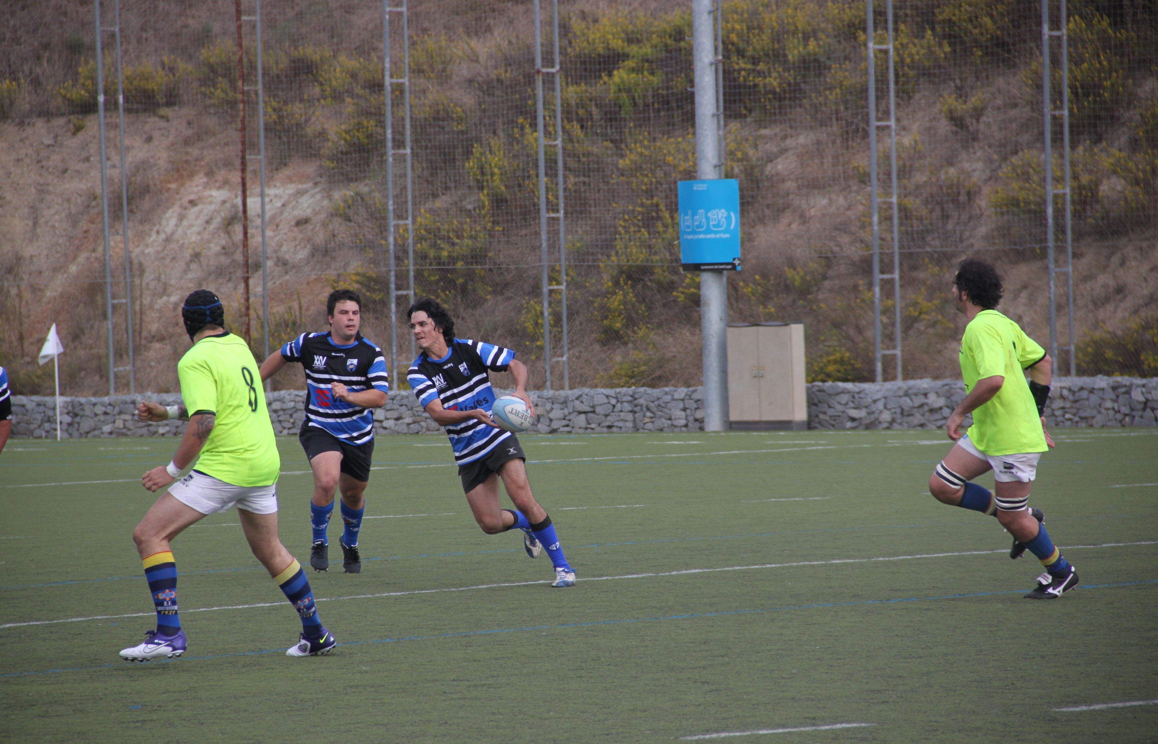 Iñaki Berasategui en una acció del partit. FOTO: I. Massafret