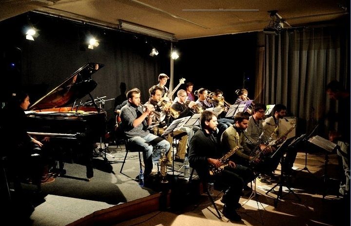 La Big Band en un dels seus assajos. FOTO: Cedida