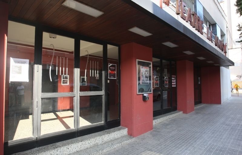 Es pot llogar el teatre i altres sales per a reunins, actuacions, conferències, classes, grups de treball, etc. FOTO: L. Llebot