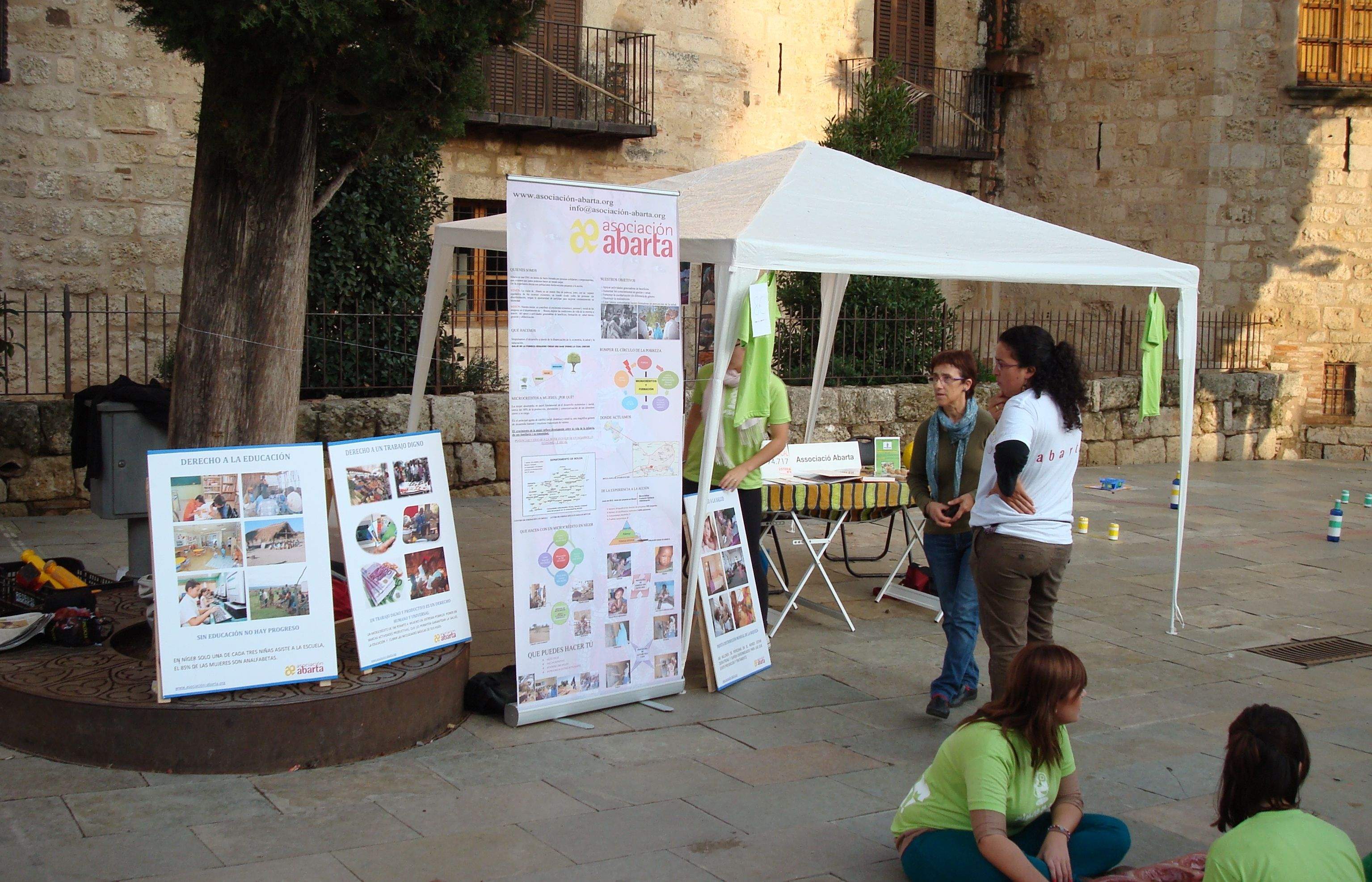 L'ONG Abarta ha estat present per informar de la seva tasca. FOTO: C.Caballé