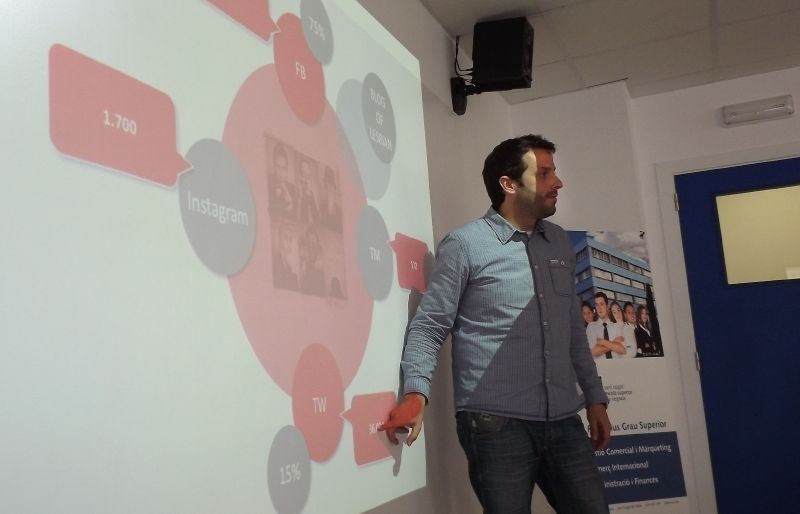 Oriol Bonet ha ofert la seva xerrada a l'Escola Superior de Negocis. FOTO: Artur Ribera