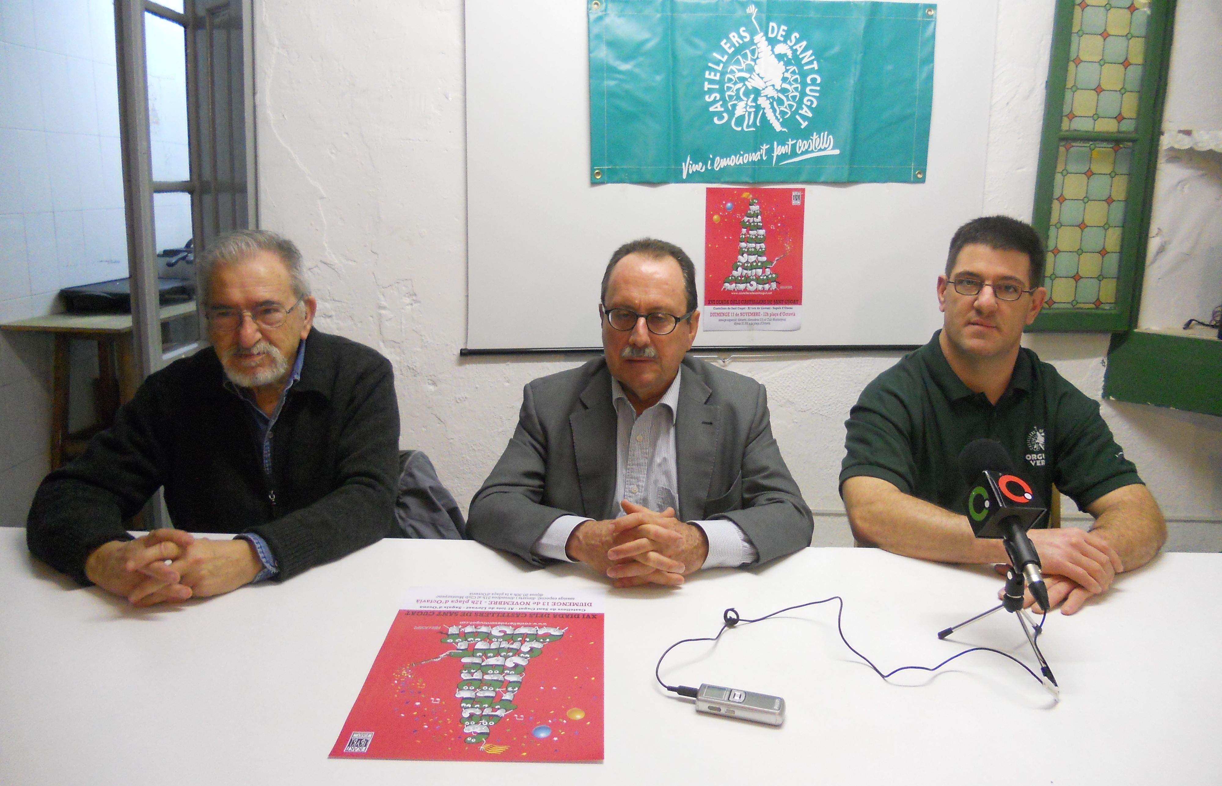 Miquel Pellicer de Firart, creador del castell de la Diada, juntament amb Santi Casanova i Èric Bellmunt. FOTO: A. Rodoreda