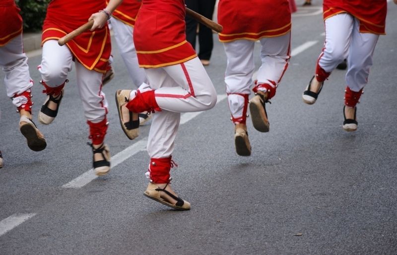 1r Premi Festa Major: 'Ball de bastons dinici de festa', dArnau Montoya