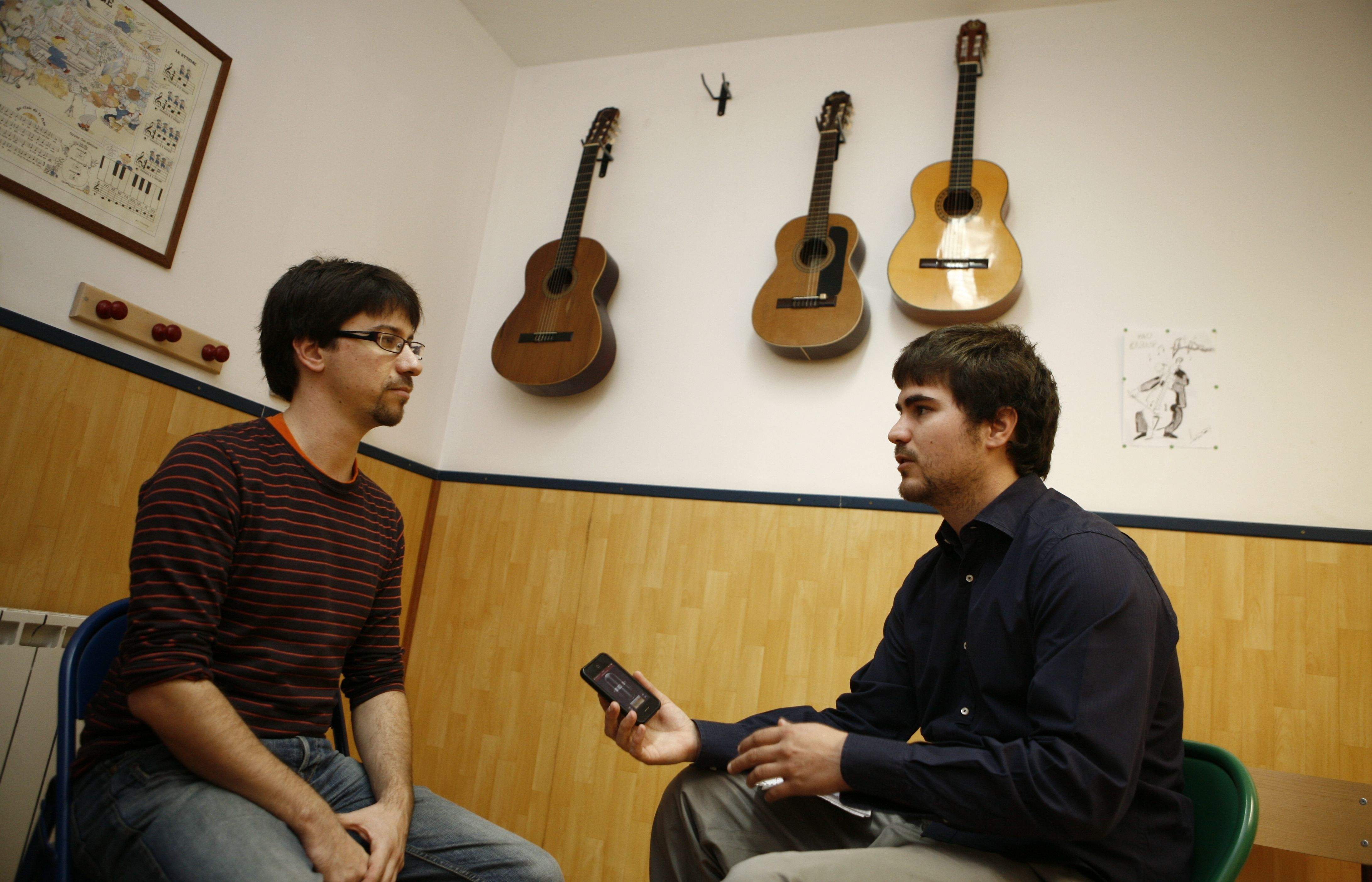 Oriol Castanyer és director del Cor Infantil i Cor Aglepta, a banda de pianista. FOTO: E. Naval