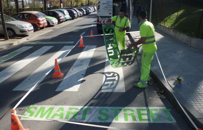 El carrer de César Martinell sha convertit ja en un referent en concepte dsmart cities. FOTO: JR. Armadàs