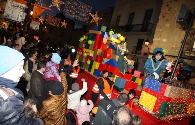 L'entitat organitzadora del concurs de carrosses anima als santcugatencs a participar-hi. FOTO: Arxiu