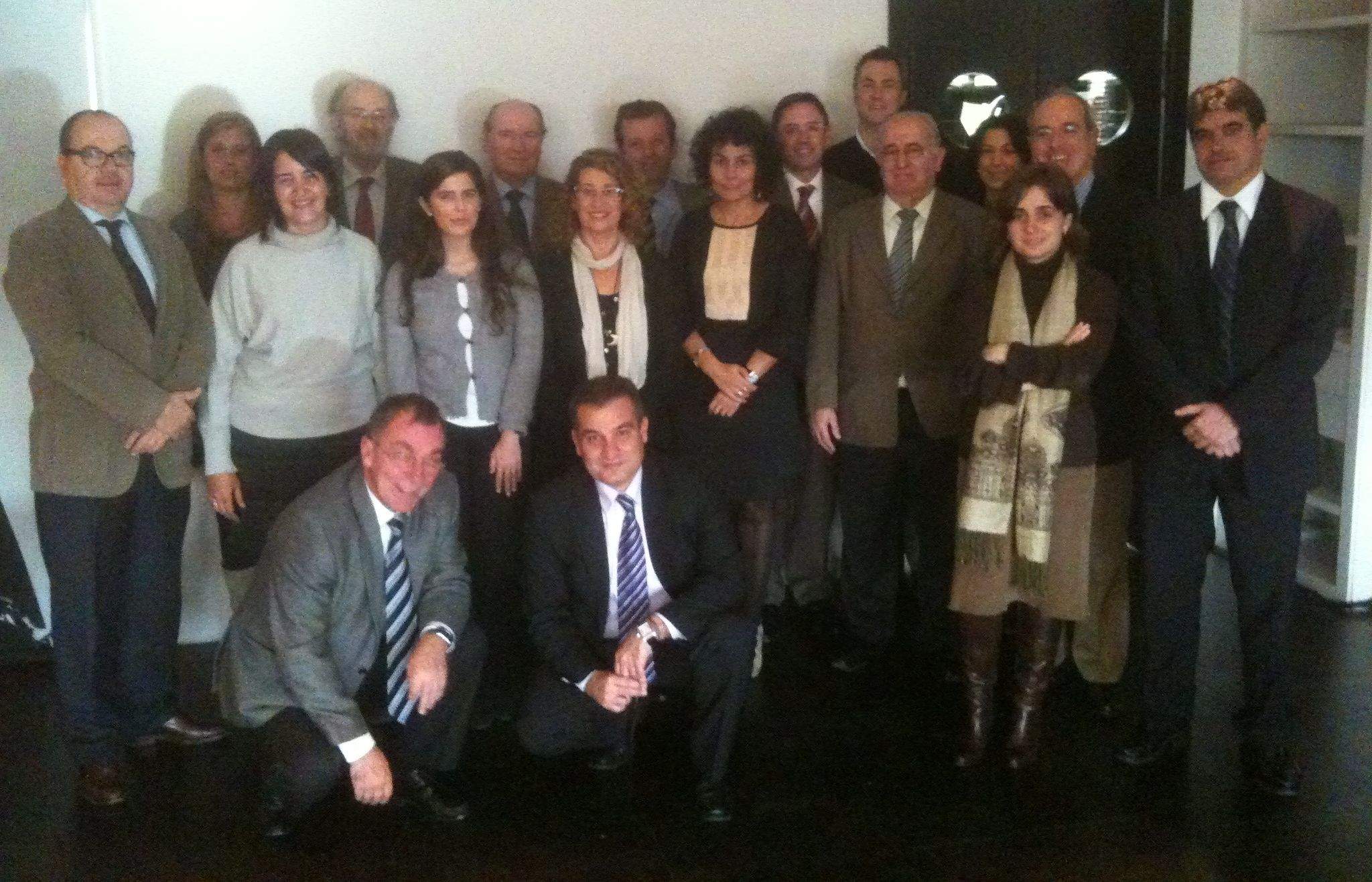 La foto de família de la darrera reunió anual de l'Associació d'Emresaris FOTO: JR Armadàs