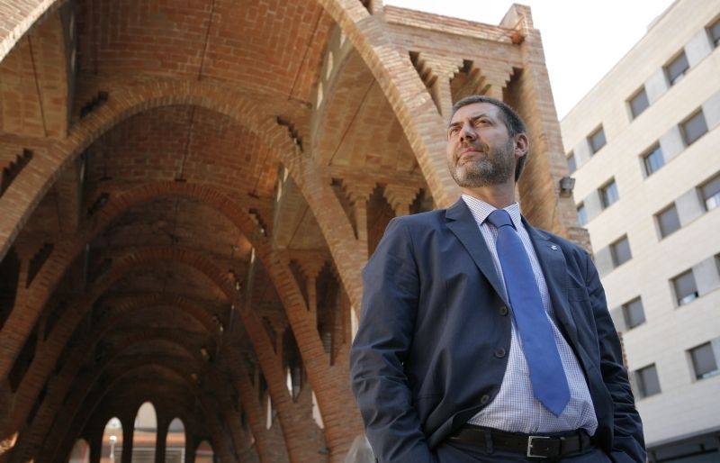 Shan de vianantitzar els carrers adjacents als ja vianantitzats atès que aquest és un model dèxit