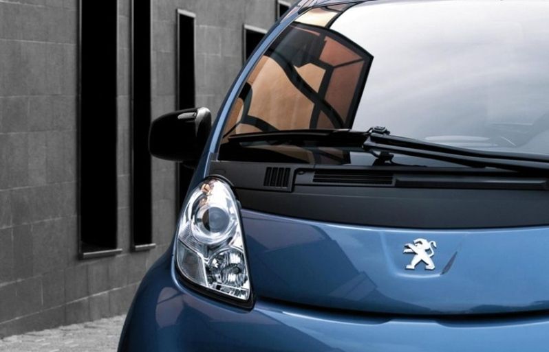 Per les seves característiques, es tracta dun vehicle eminentment urbà, tot i que amb lautonomia i facilitat de càrrega també està preparat per a una circulació més àmplia. FOTO Arxiu