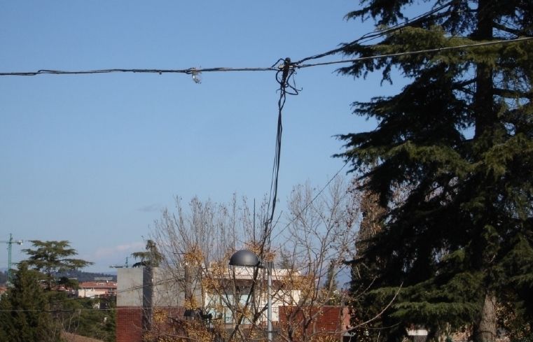 Instal·lació elèctrica a Sant Cugat. FOTO: Arxiu