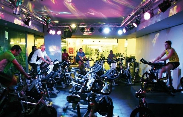 Corner 4 té màquines càrdio amb virtual active