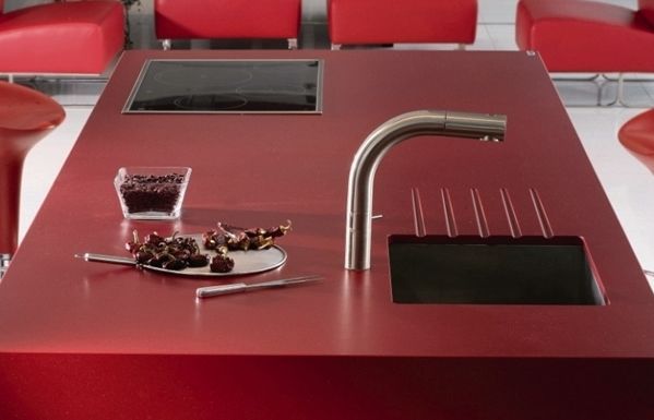 Hi són des del 1998