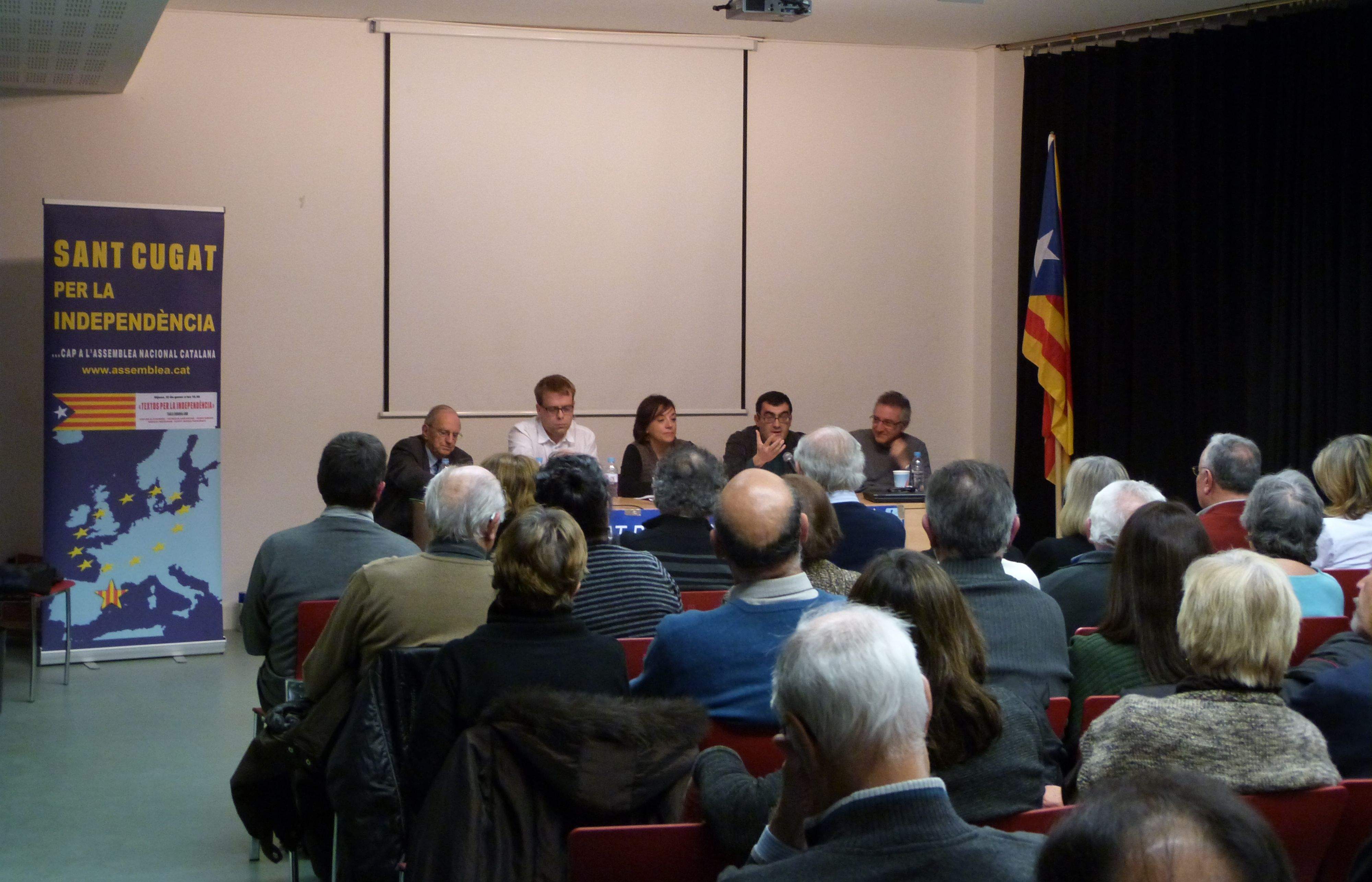 L'auditori de la Casa de Cultura es va omplir d'assistents. FOTO: B. Bella