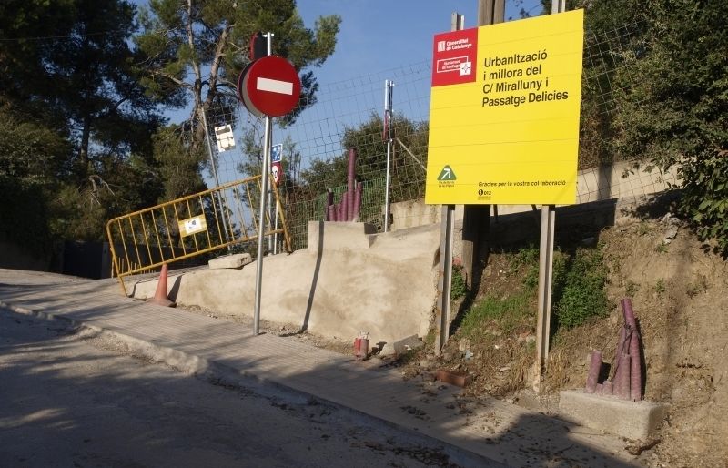 Un carrer afectat pel Pla de Barris abans de ser arrajat FOTO: A. Ribera