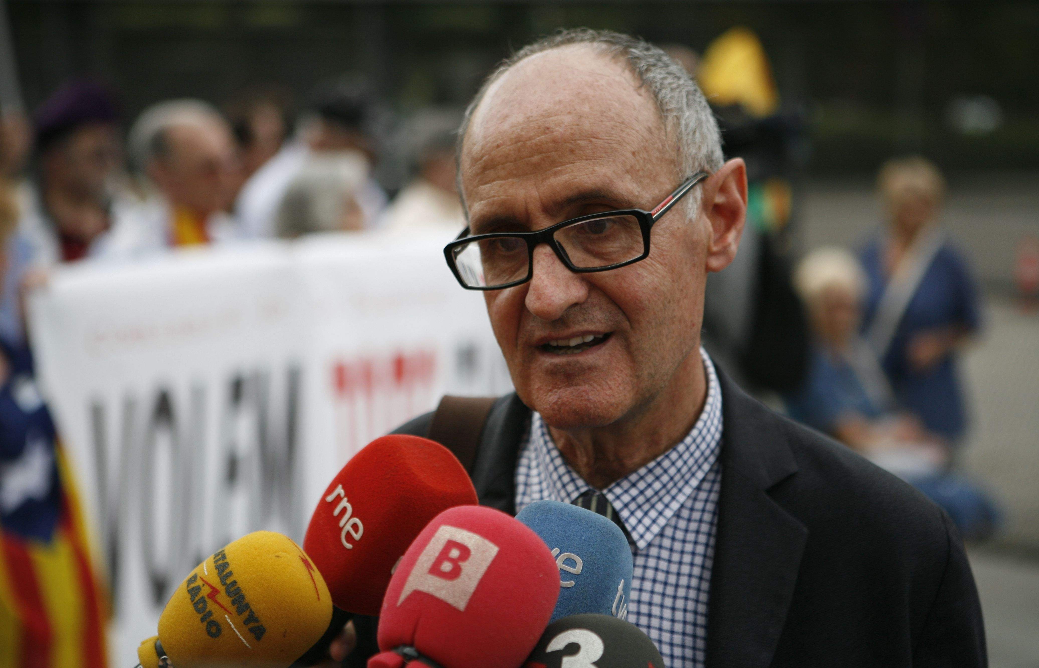 Pep Cruanyes, durant l'últim lliurament de documents a l'ANC. FOTO: A.Ribera