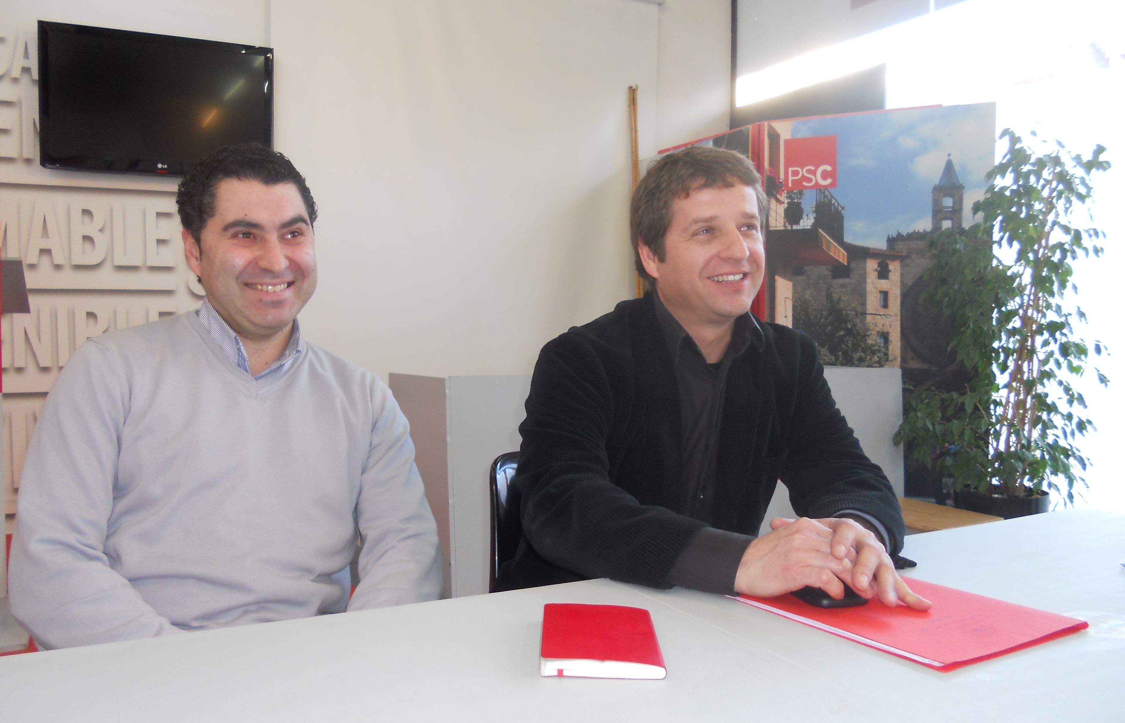 Els dos regidors del PSC, Pere Soler i Ferran Vilaseñor FOTO: JR Armadàs