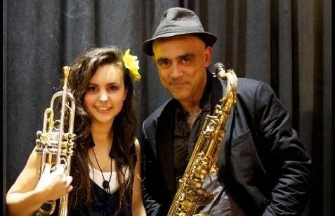 Dos dels integrants del grup, l'Andrea i Joan Chamarro. FOTO: Cedida