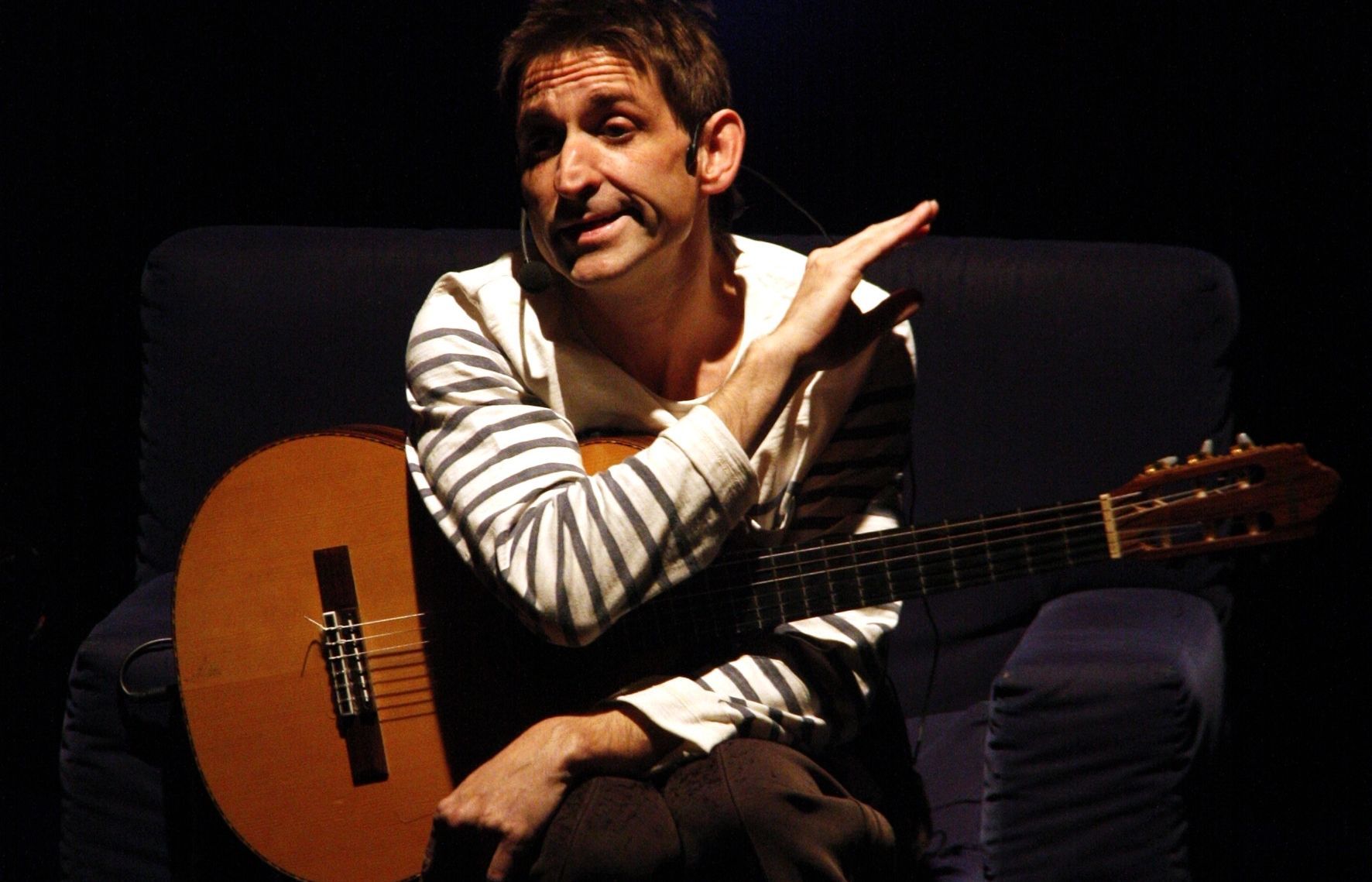 Albert Pla actua al Teatre-Auditori. FOTO: Cedida