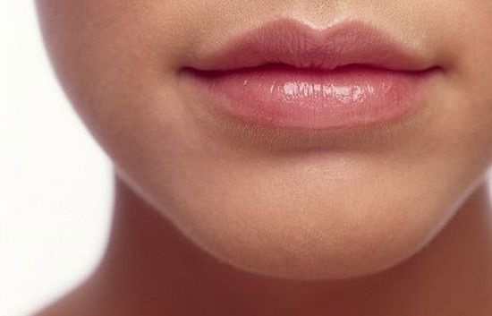 Una bona opció és posar-se protector labial a la nit. FOTO: Cedida